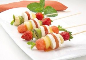 brochetas-de-fruta