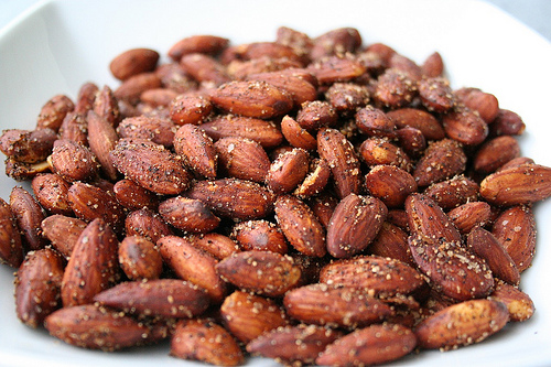 Spicy Almonds