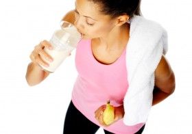 What Should I Eat and Drink After I Exercise?