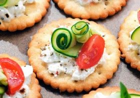 Healthy Foods : Healthy Snacks for Cheese Lovers