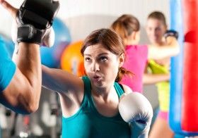 5 Reasons to Take Boxing classes instead of learning on your own