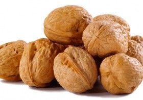 5 Benefits Of Eating Walnuts