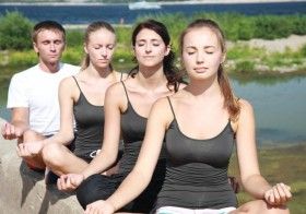 5 Yoga Breathing Exercises For Asthmatic Patients