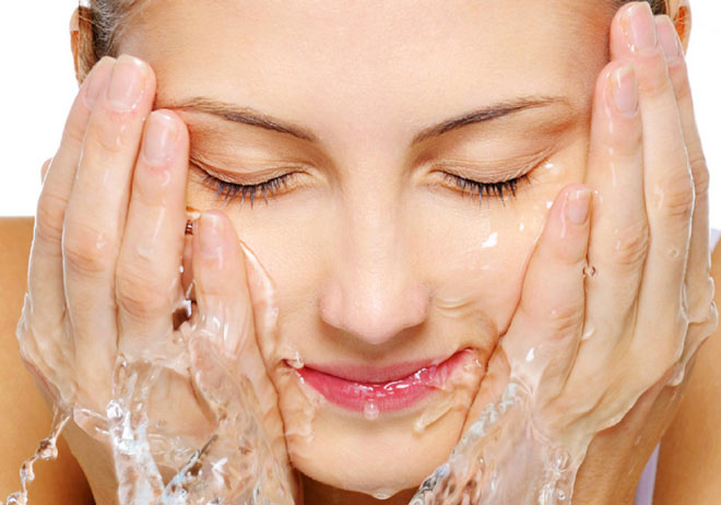 7 Ways To Take Care Of Skin Naturally