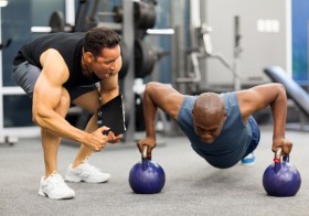 6 Signs Of a Bad Trainer You Must Know