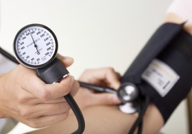 4 Ways To Control High Blood Pressure