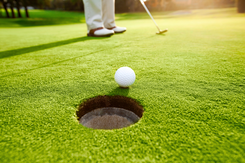 5 Health Benefits of playing Golf