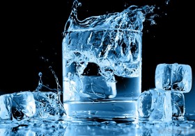 5 REASONS WHY YOU SHOULD AVOID TAKING COLD WATER OFTENLY