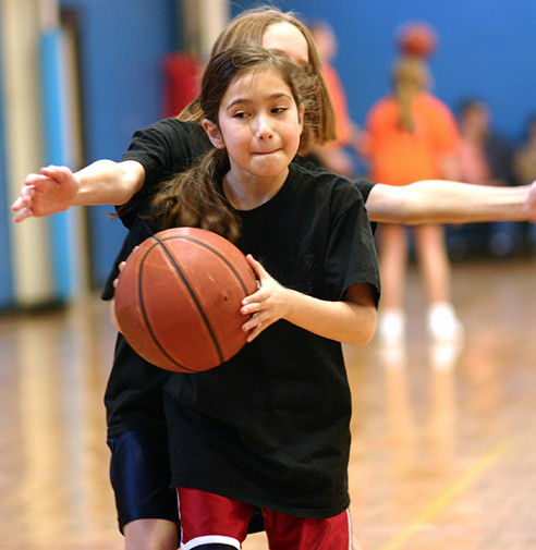 Book your slot’s with Certified Trainer for Basketball lessons