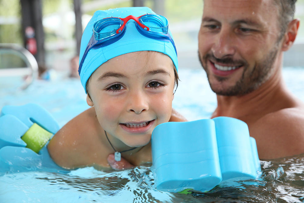 When to Start Swimming Lessons for Kids